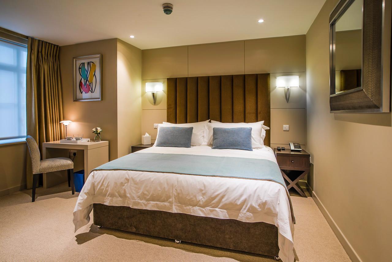 Cae Court Hotel Бридженд Экстерьер фото
